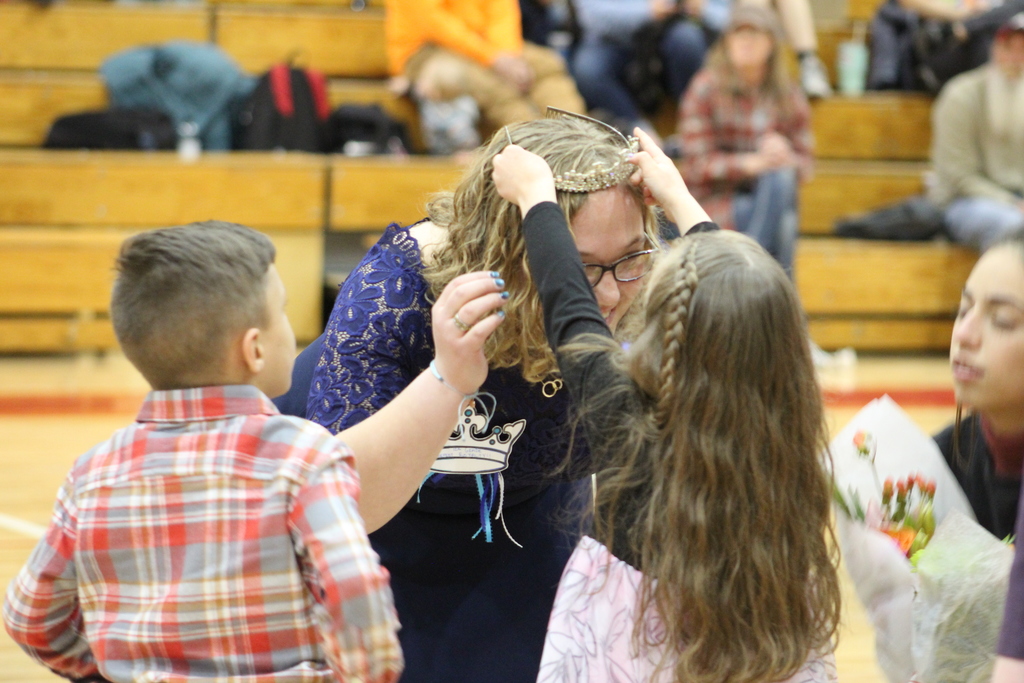 GVHS winterfest queen being crowned by our kindergarten royalty